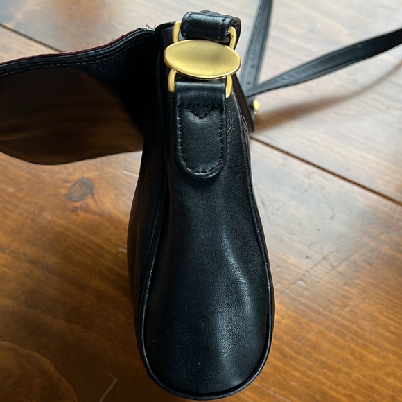 Etienne Aigner Vintage Black Leather Crossbody - Picture 7 of 16